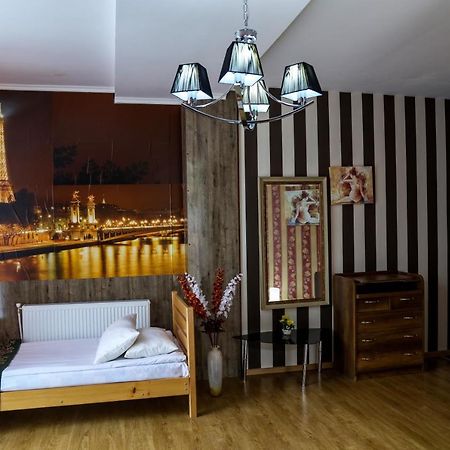 Guest House 博尔若米 外观 照片